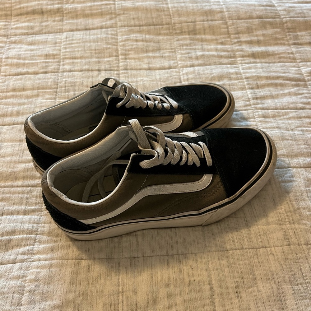 Vans Old Skool Platforms - Moss Green, White, Black Suede